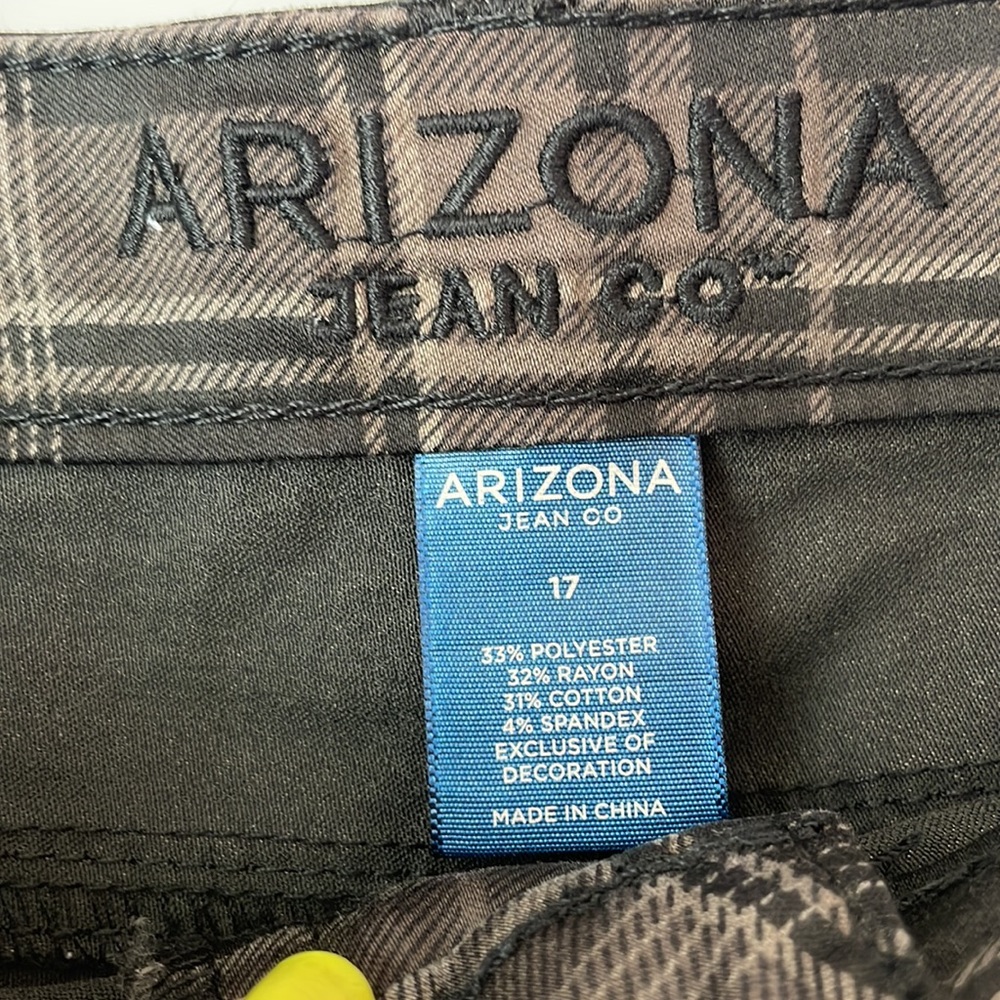 Arizona Black & Brown Plaid Skinny Jeans Size 17 - Picture 5 of 10